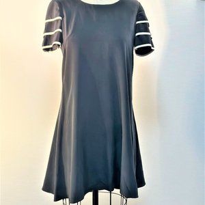 A-LINE BLACK & CREAM 100% SILK DRESS WITH TIERED SHORT SLEEVES